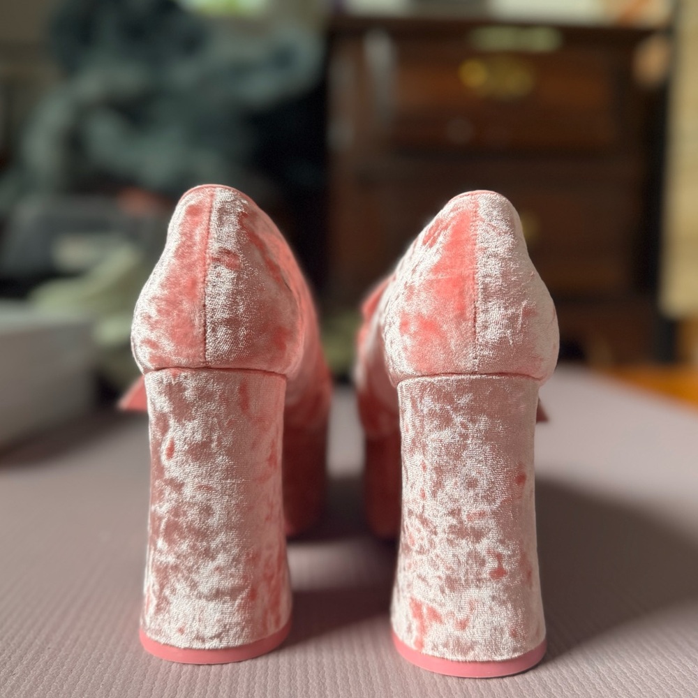 YRU Pink Velvet Platform Shoes - Picture 5 of 10
